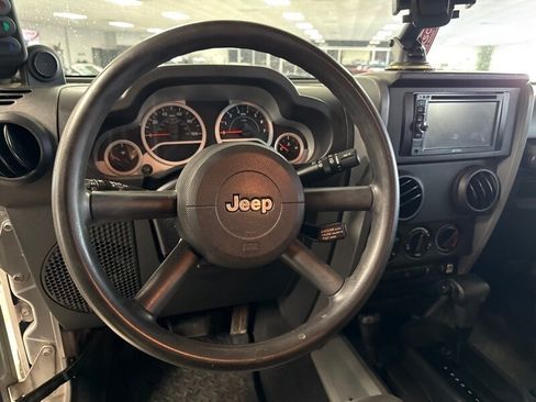 Used 2010 Jeep Wrangler Unlimited Sport AWD/4WD image 15