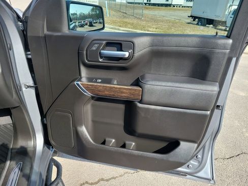 Used 2022 GMC Sierra 1500 Elevation image 39