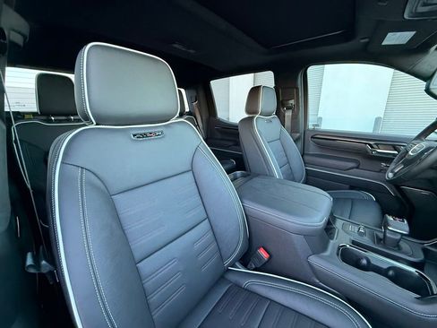 New 2026 GMC Sierra 1500 AT4X image 15