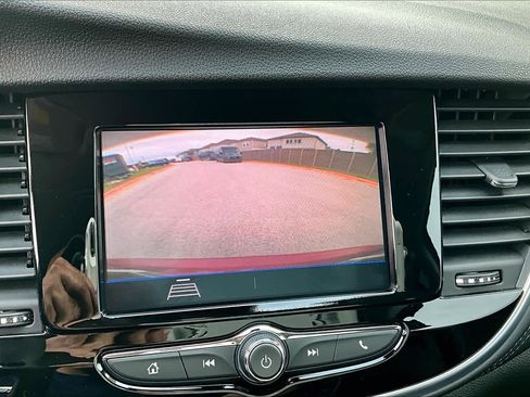 Used 2022 Buick Encore Preferred w/ Safety Package image 26