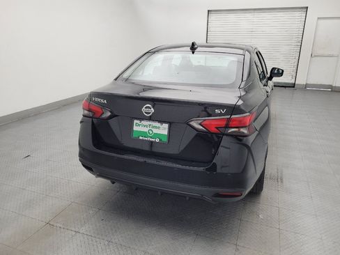 Used 2021 Nissan Versa SV FWD image 7