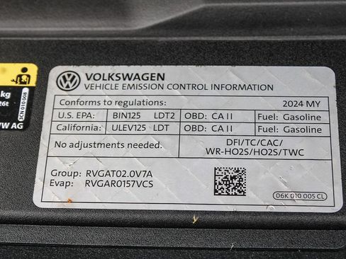 Used 2024 Volkswagen Atlas SE AWD/4WD image 28