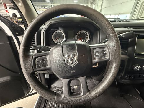 Used 2013 RAM 1500 Express image 20