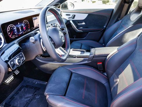 New 2024 Mercedes-Benz CLA 250 4MATIC image 19