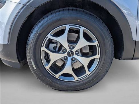 Used 2022 Kia Telluride EX w/ Towing Package AWD/4WD image 9