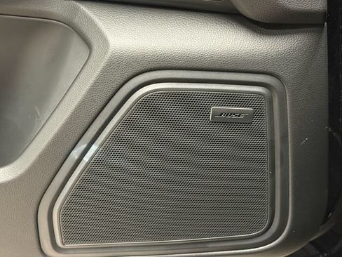 Certified 2026 Porsche Macan AWD/4WD image 37
