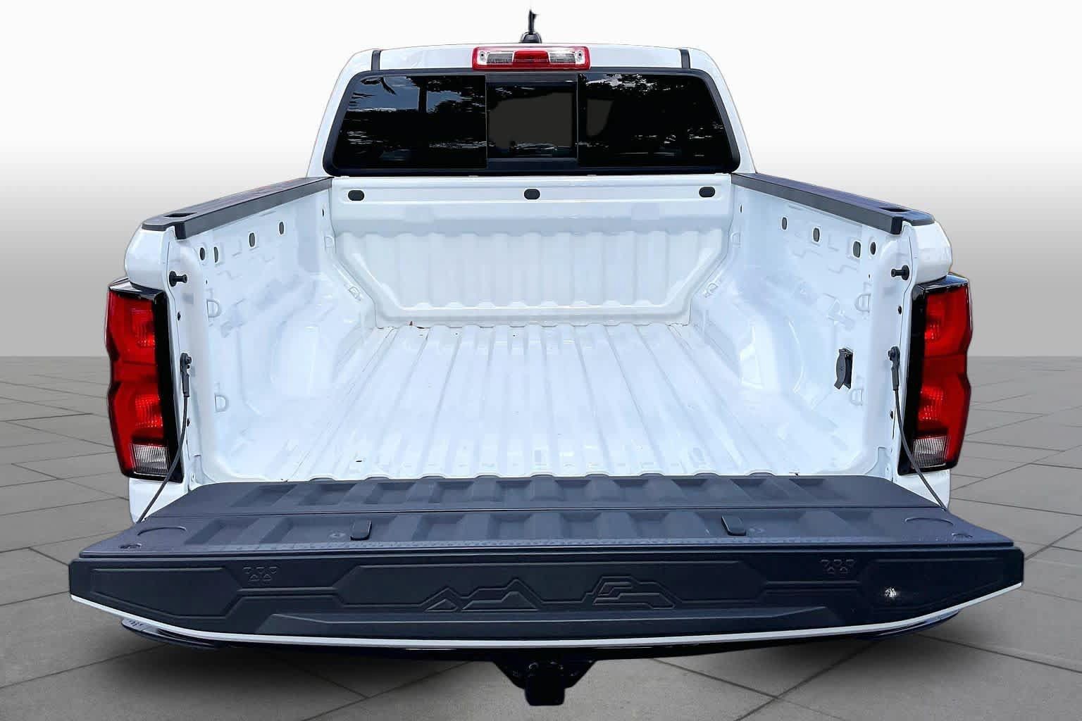 Used 2026 Chevrolet Colorado Z71 AWD/4WD image 34