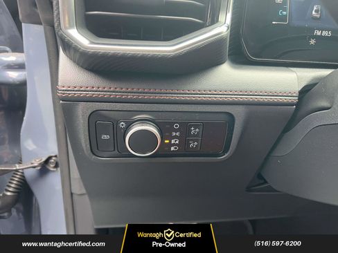 Used 2024 Ford Mustang GT Premium image 17