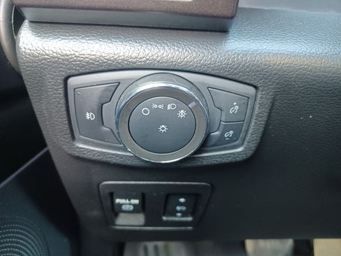 Used 2021 Ford Expedition Limited AWD/4WD image 21