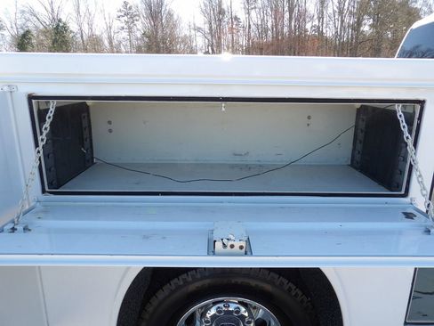 Used 2020 Ford F350 XLT image 58