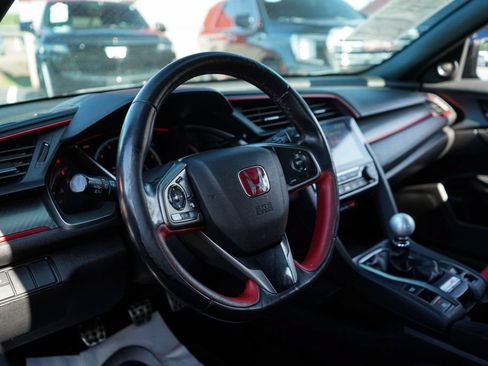 Used 2019 Honda Civic Type R image 5