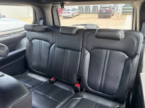 Used 2024 Jeep Wagoneer 4WD image 18