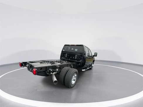 New 2026 Chevrolet Silverado 3500 LT w/ Convenience Package image 9