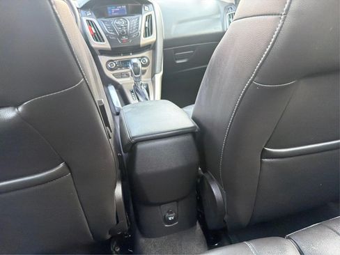 Used 2012 Ford Focus SEL FWD image 21
