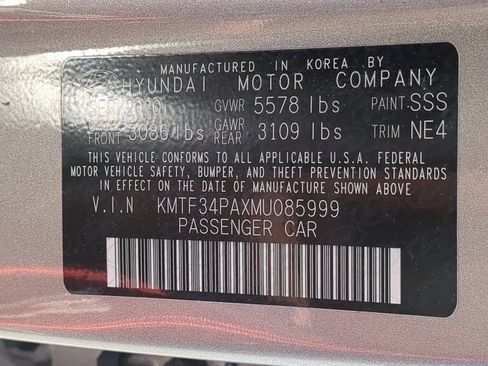 Used 2021 Genesis G90 3.3T Premium RWD image 24