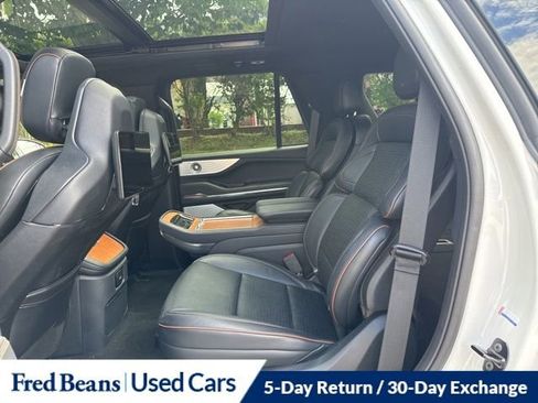 Used 2025 Lincoln Navigator Black Label AWD/4WD image 13