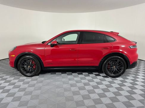 Certified 2026 Porsche Cayenne GTS AWD/4WD image 2
