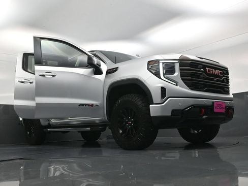Used 2022 GMC Sierra 1500 AT4X AWD/4WD image 27