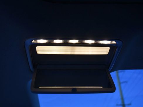 Used 2018 Mercedes-Benz S 560 4MATIC Sedan image 56