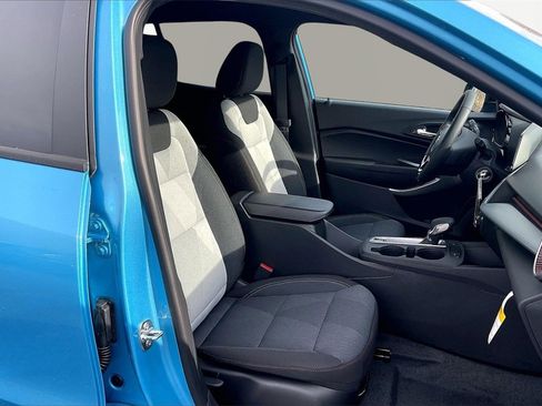 New 2026 Chevrolet Trax RS image 13