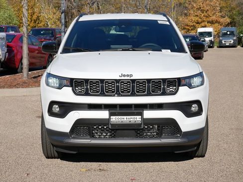 New 2026 Jeep Compass Latitude image 4