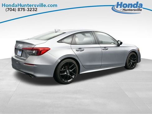 Used 2024 Honda Civic Sport image 8