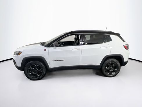 Used 2022 Jeep Compass Trailhawk w/ Trailhawk Convenience Group image 8