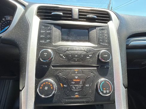 Used 2016 Ford Fusion S FWD image 25