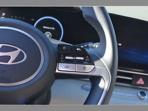New 2026 Hyundai Elantra Limited FWD image 19