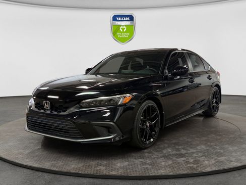 Used 2024 Honda Civic Sport image 1