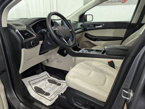 Used 2024 Ford Edge Titanium w/ Equipment Group 301A AWD/4WD image 14