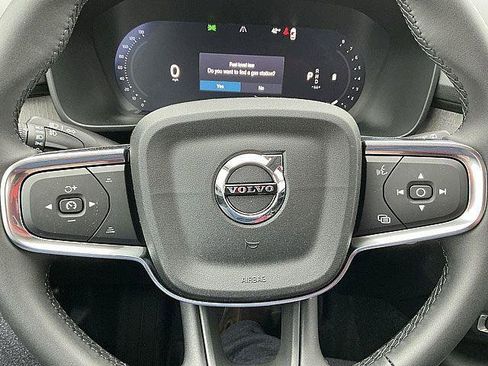 New 2026 Volvo XC40 B5 Core w/ Climate Package AWD/4WD image 20