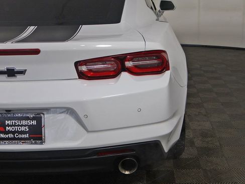 Used 2022 Chevrolet Camaro LT image 17