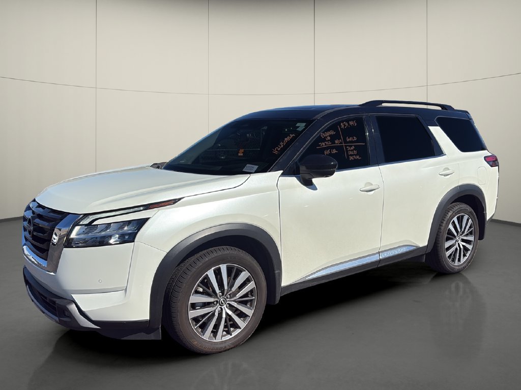 Used 2022 Nissan Pathfinder Platinum w/ Cargo Package FWD image 3