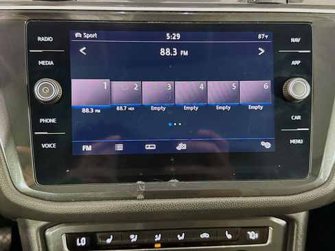 Used 2019 Volkswagen Tiguan SEL image 28