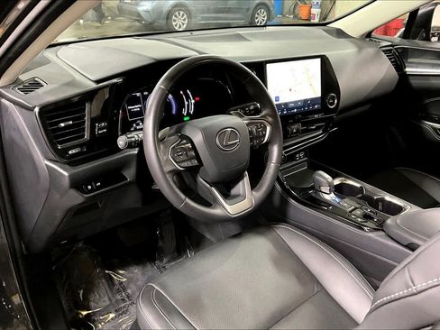 Used 2022 Lexus NX 350h AWD w/ Towing Package (2000 Lbs) image 17