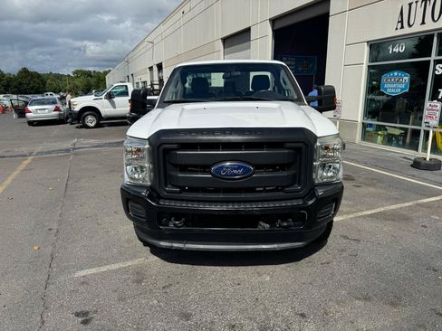 Used 2015 Ford F250 XL w/ Snow Plow Prep Package AWD/4WD image 4