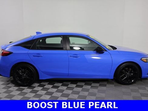 Used 2023 Honda Civic Sport image 9