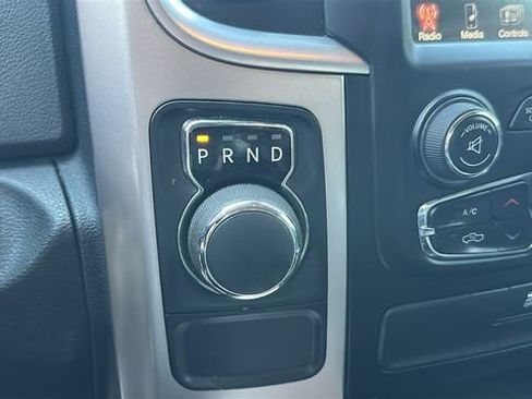 Used 2017 RAM 1500 Lone Star image 29