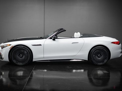 Used 2026 Mercedes-Benz Maybach SL 680 image 3