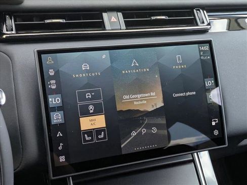 New 2026 Land Rover Range Rover Velar Dynamic SE image 12