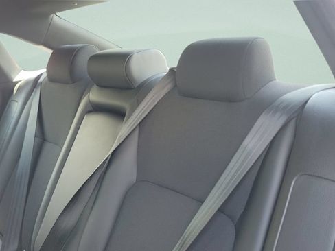 Used 2025 Honda Civic Sport image 10