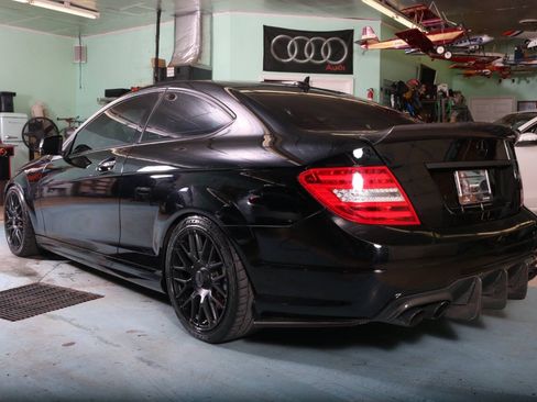 Used 2013 Mercedes-Benz C 63 AMG Coupe w/ Multimedia Pkg image 26