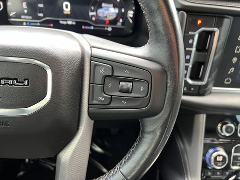 Used 2022 GMC Yukon Denali w/ Max Trailering Package AWD/4WD image 31