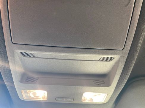 Used 2025 Ford Mustang Coupe image 21