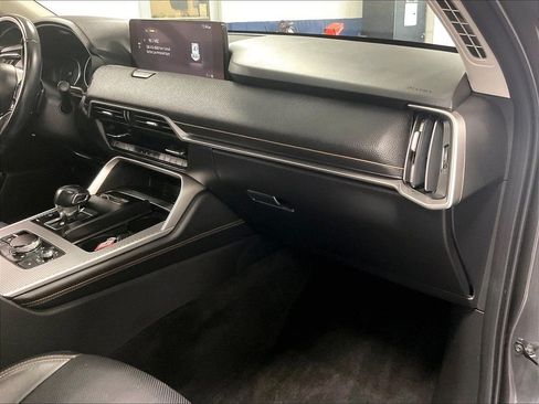 Used 2025 MAZDA CX-90 3.3 Turbo w/ Preferred Package AWD/4WD image 13