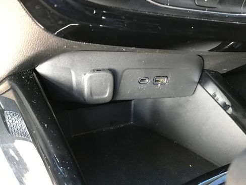 Used 2025 Chevrolet Trax ACTIV w/ Driver Confidence Package FWD image 9