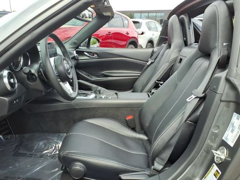 Certified 2021 MAZDA MX-5 Miata RF Grand Touring RWD image 5