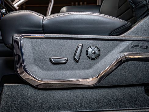 Used 2026 Ford F250 Platinum image 23