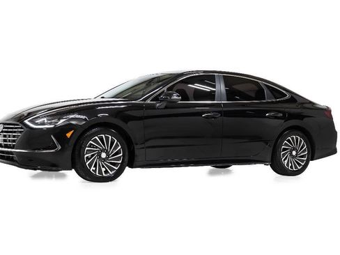 Used 2022 Hyundai Sonata Limited FWD image 2